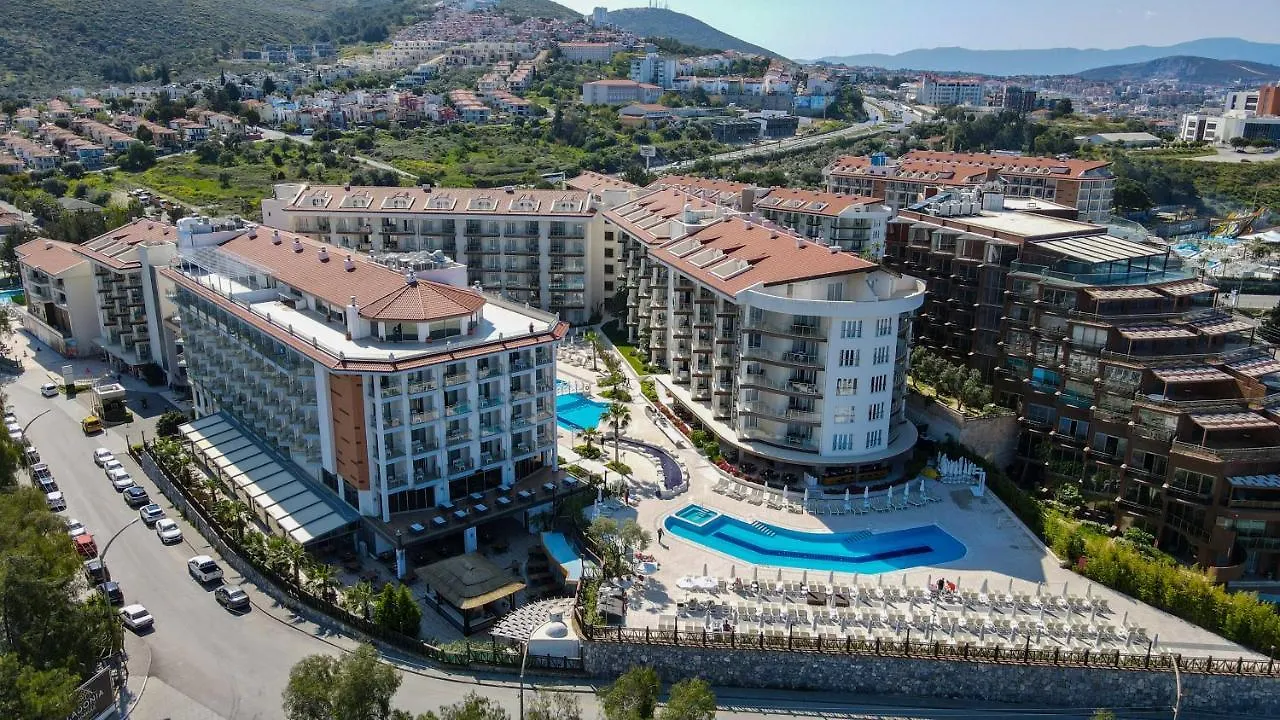 Ramada Hotel & Suites By Wyndham Kusadası