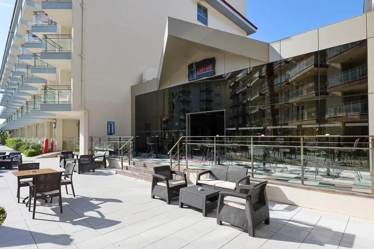 Ramada Hotel & Suites By Wyndham Kusadası 4*,  Turquie