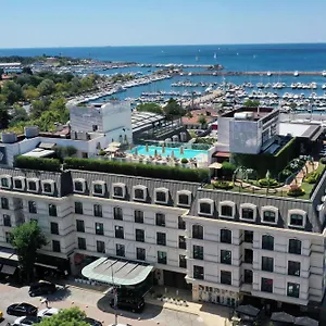 Wyndham Grand Kalamis Marina Istambul