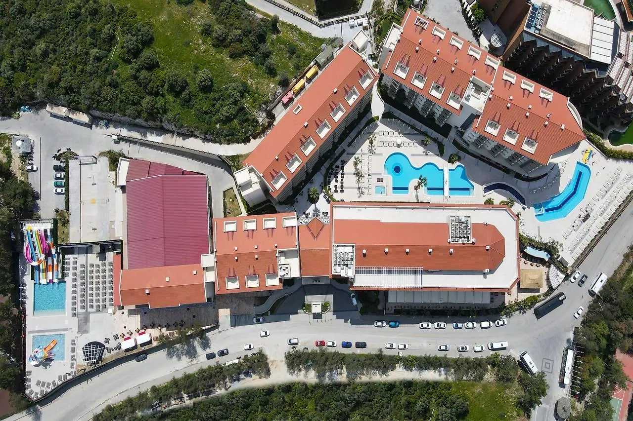 Ramada Hotel & Suites By Wyndham Kusadası Turchia
